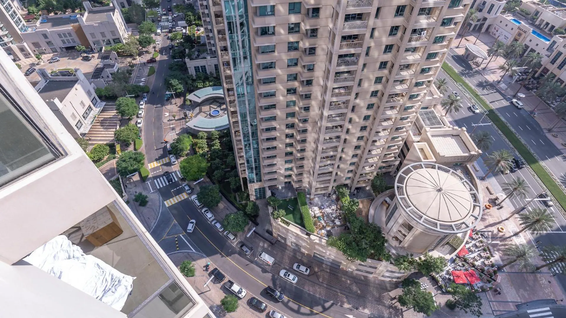 Chic Luxe 2Br I High Floor L By Burj Khalifa & Dubai Mall I Pool L Gym United Arab Emirates