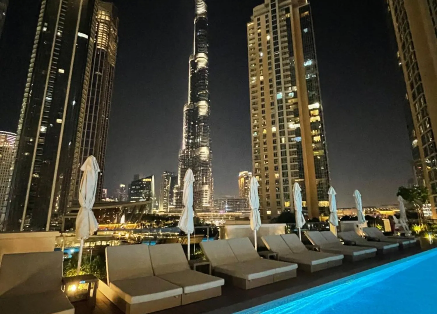 Chic Luxe 2Br I High Floor L By Burj Khalifa & Dubai Mall I Pool L Gym Apartment