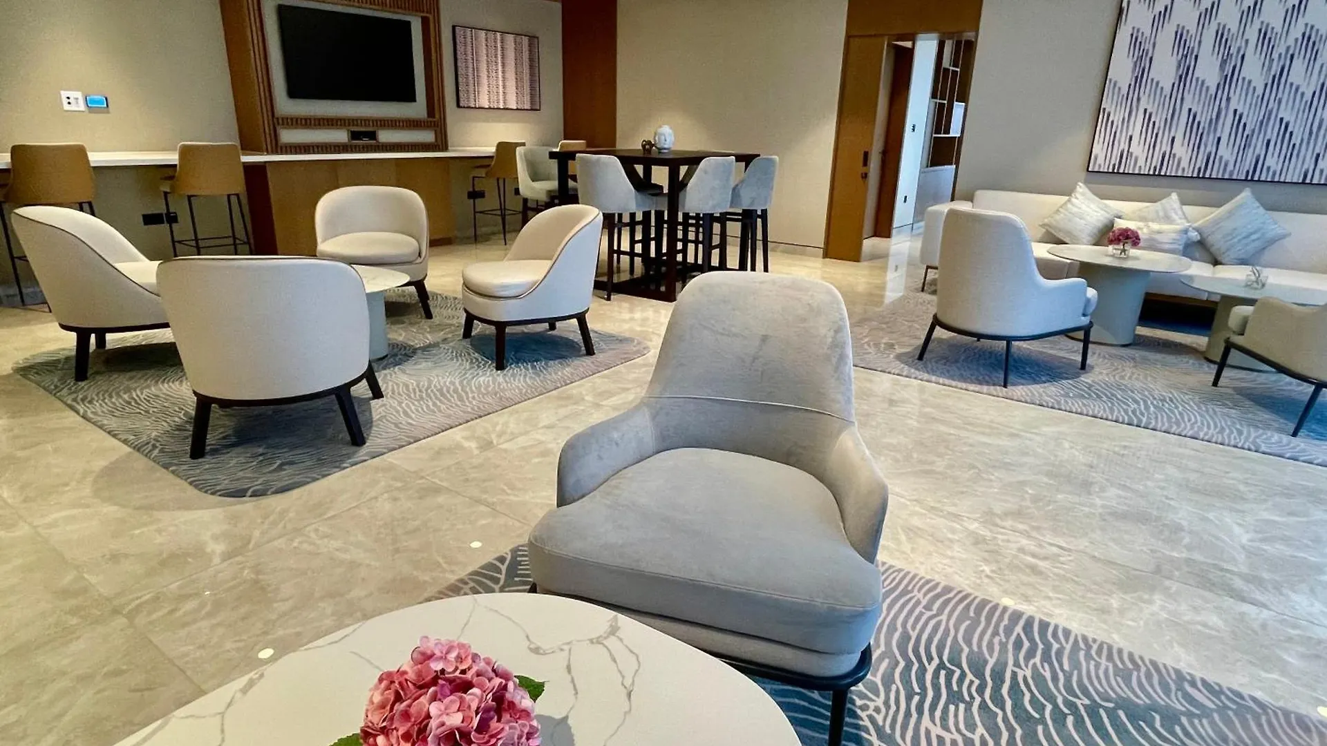 Apartment Chic Luxe 2Br I High Floor L By Burj Khalifa & Dubai Mall I Pool L Gym Vereinigte Arabische Emirate